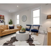 Large stylish and quiet penthouse steps from surf - Accommodation Daintree