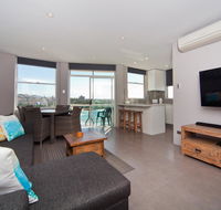 Gorgeous Coogee Views 2 beds WT21 - Accommodation Daintree