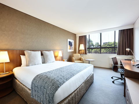 Hotel Urban St Leonards - Accommodation Daintree 11