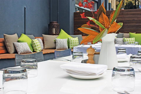 Hotel Urban St Leonards - Accommodation Daintree 22