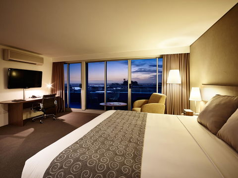 Hotel Urban St Leonards - Accommodation Daintree 4