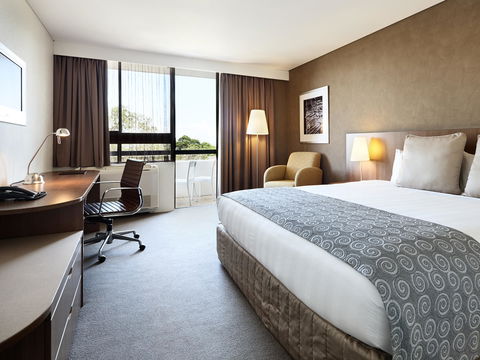Hotel Urban St Leonards - Accommodation Daintree 1