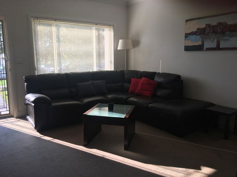 Travers Street Apartment - Accommodation Daintree 8