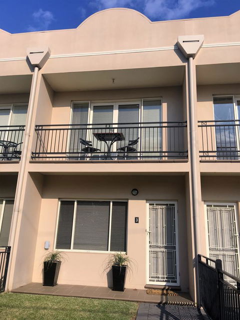 Travers Street Apartment - Accommodation Daintree 0