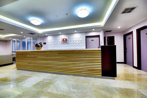 Megaboom City Hotel - Accommodation Daintree 7