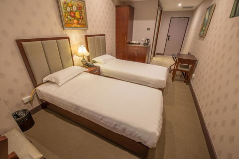Megaboom City Hotel - Accommodation Daintree 26