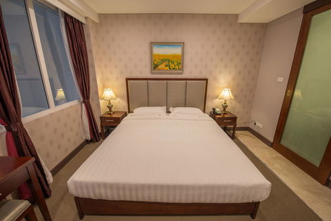 Megaboom City Hotel - Accommodation Daintree 3