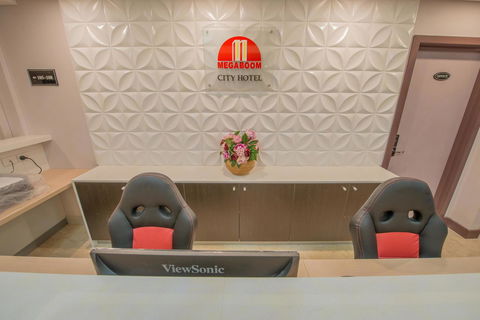 Megaboom City Hotel - Accommodation Daintree 16