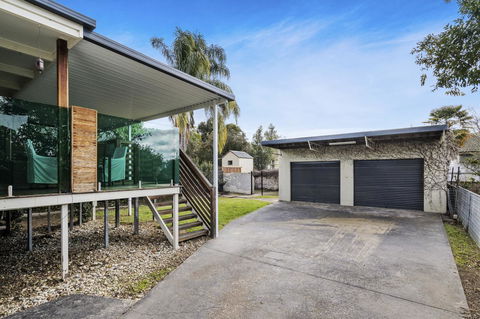 The Spa Cottage With HotTub, Netflix & Stan - Accommodation Daintree 18