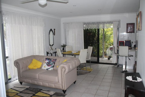 Ducati\'s B And B - Accommodation Daintree 6