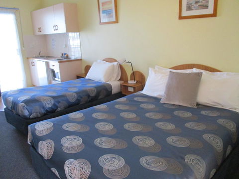 South Seas Motel - Accommodation Daintree 2