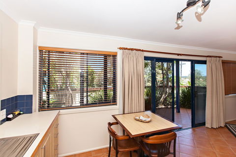 Coast Yamba - Adults Only - Accommodation Daintree 32