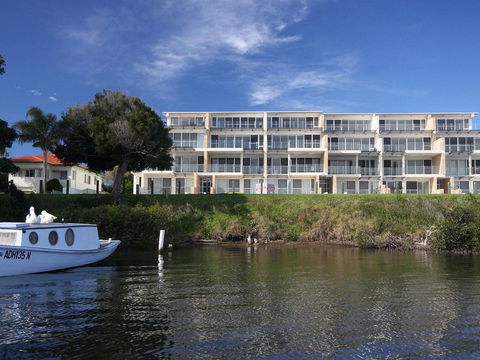 Regatta 13 - Accommodation Daintree 2