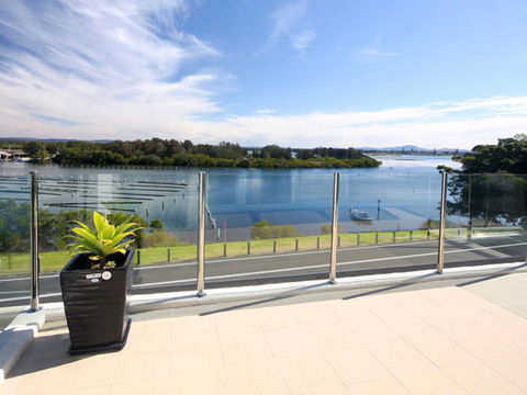 Regatta 13 - Accommodation Daintree 1