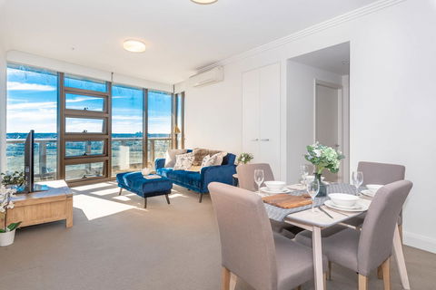 Olympic Park Sunshine 2 Bedrooms Apts With Private Parking - Accommodation Daintree 25