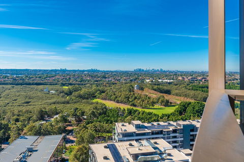 Olympic Park Sunshine 2 Bedrooms Apts With Private Parking - Accommodation Daintree 30