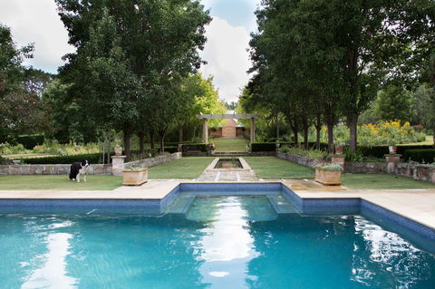 Chanticleer Gardens Barn Cottage With A Pool - Accommodation Daintree 15