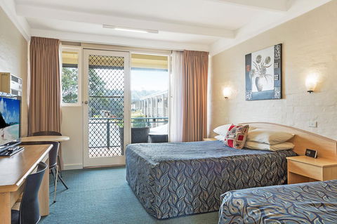 Black Dolphin Resort Motel & Apartments - Accommodation Daintree 13