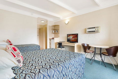 Black Dolphin Resort Motel & Apartments - Accommodation Daintree 10