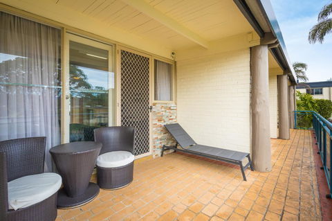 Black Dolphin Resort Motel & Apartments - Accommodation Daintree 9