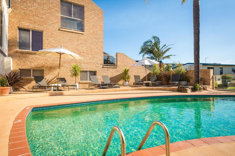 Black Dolphin Resort Motel & Apartments - Accommodation Daintree 20