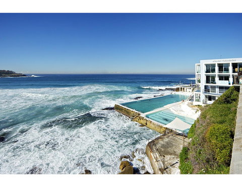 Unbelievable Luxury Apartment At The Top Of Bondi Beach - Accommodation Daintree 22