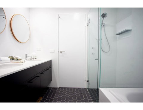 Unbelievable Luxury Apartment At The Top Of Bondi Beach - Accommodation Daintree 8