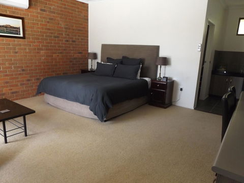 Federation Motel Resort - Corowa - Accommodation Daintree 24