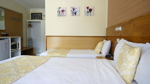 Highway Motor Inn Taree - Accommodation Daintree 11