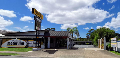 Highway Motor Inn Taree - Accommodation Daintree 3