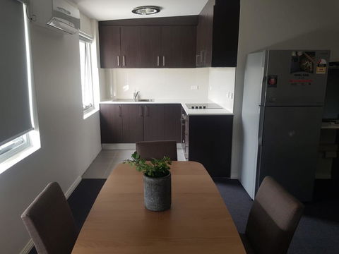 Carlton Suites - Accommodation Daintree 33