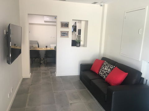 Carlton Suites - Accommodation Daintree 30