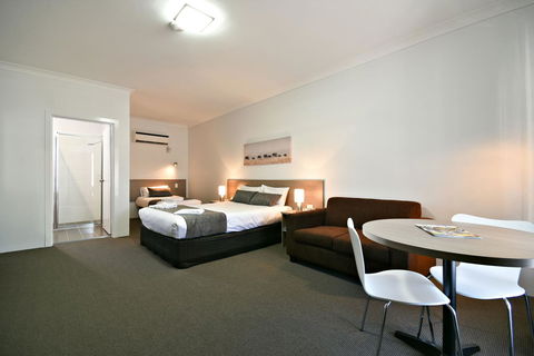 The Aberdeen Motel - Accommodation Daintree 6