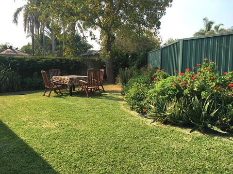 Sydney Amazing Holiday Home Bridal BnB - Accommodation Daintree 13