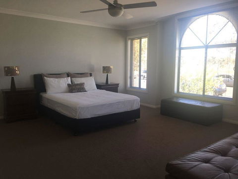 Sydney Amazing Holiday Home Bridal BnB - Accommodation Daintree 7