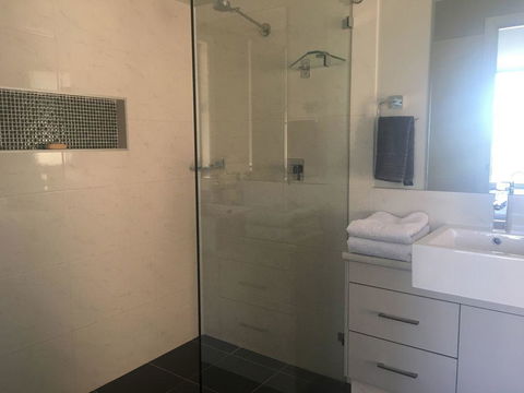 Sydney Amazing Holiday Home Bridal BnB - Accommodation Daintree 12