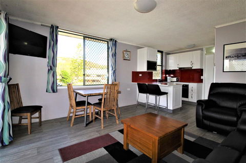 Beachfront 3, 25 Willow Street - Accommodation Daintree 1