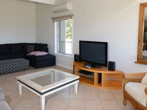 2 Cliff Road - Accommodation Daintree 9