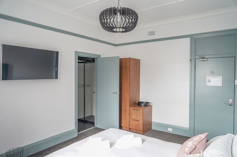 Oasis On Beamish Hotel - Accommodation Daintree 20