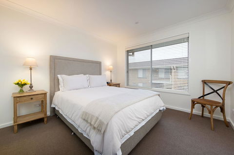 Sleeping In Style - Central & Sophisticated - Accommodation Daintree 3