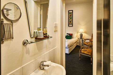 The Bronte Boutique Hotel - Accommodation Daintree 28