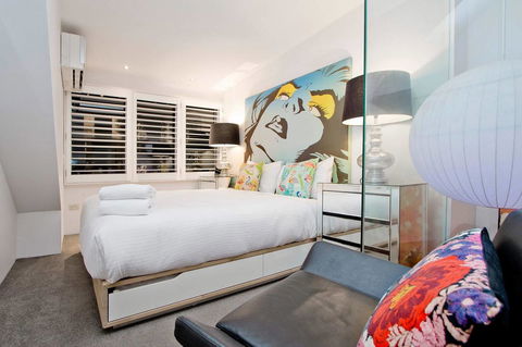 3 Storey Home Close Walk To Fox Studios SCG & City - Accommodation Daintree 8