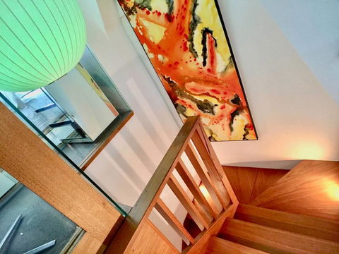 3 Storey Home Close Walk To Fox Studios SCG & City - Accommodation Daintree 21
