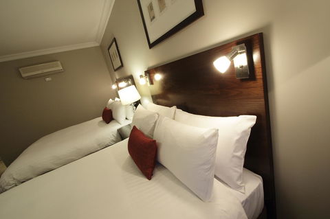 Carlyle Suites & Apartments - Accommodation Daintree 14