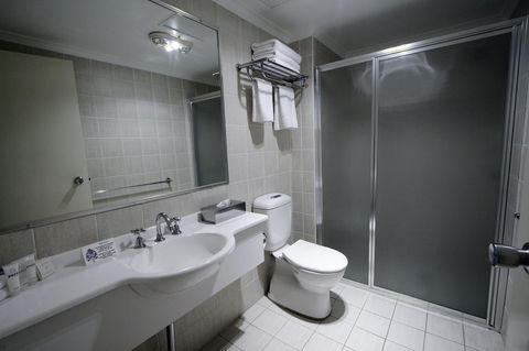 Carlyle Suites & Apartments - Accommodation Daintree 7