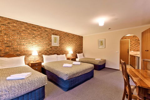 Hume Country Motor Inn - Accommodation Daintree 43