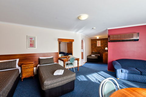 Hume Country Motor Inn - Accommodation Daintree 33