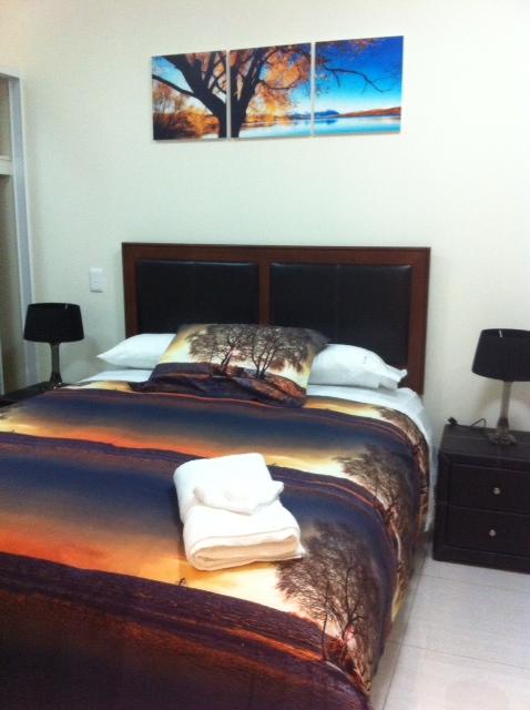 Nomikis\'On The Avenue - Accommodation Daintree 13