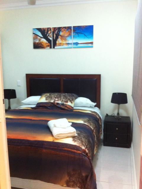 Nomikis\'On The Avenue - Accommodation Daintree 21