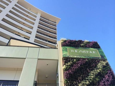 Nomikis\'On The Avenue - Accommodation Daintree 9